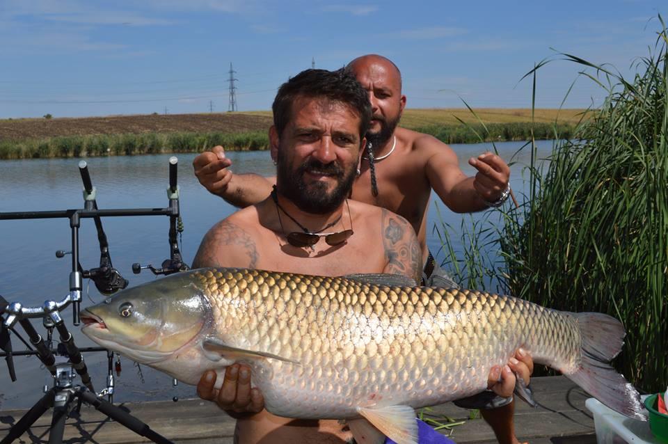 Just Fishing. - 1005486643054745726285150237410n.jpg